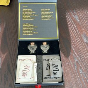 Chelmon Mr. And Mrs. Passport holders, luggage tags, frame, sand keeper nwt